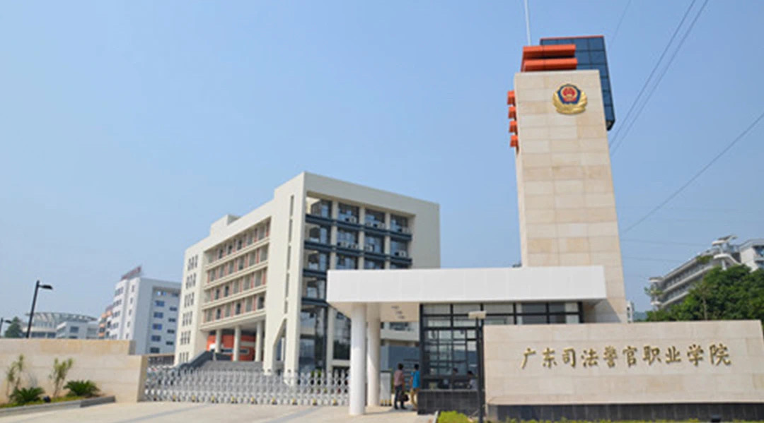 VanGaa-Beleuchtung – Unterstützung bei der Renovierung der Bühnenbeleuchtung