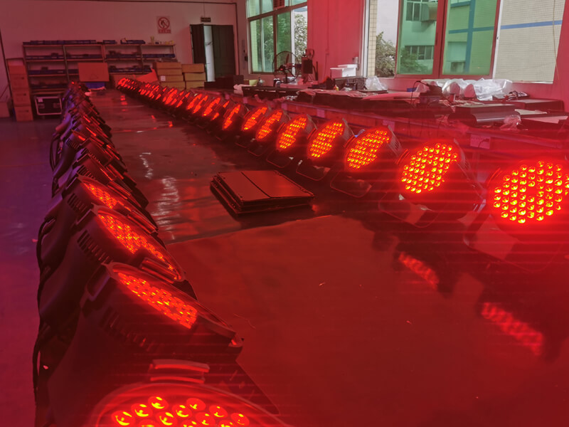 18 St&uuml;ck 4in1 LED-Innen-Par-Licht (5)