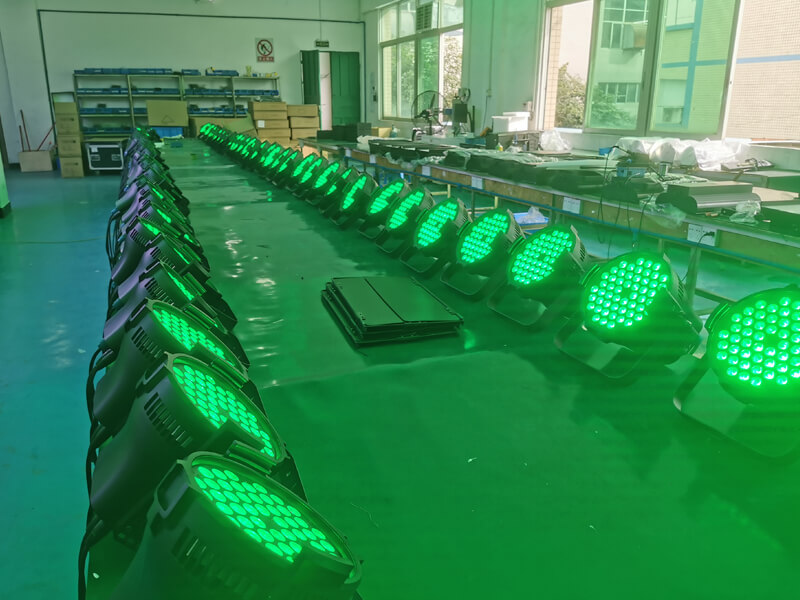 18 St&uuml;ck 4in1 LED-Innen-Par-Licht (4)