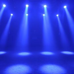 Merkmale und Eigenschaften der Fresnel-Leuchte und der Follow-Spot-Leuchte