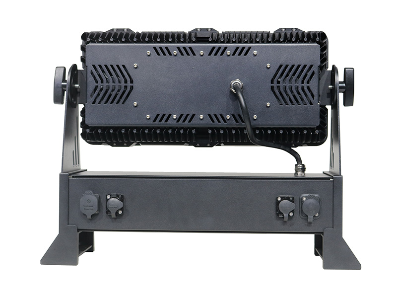 IP65 24 Stück 20 W RGBW 4 in 1 wasserdichtes Flutlicht