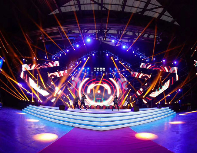 Bewegen des Kopfstrahllicht-Effekts