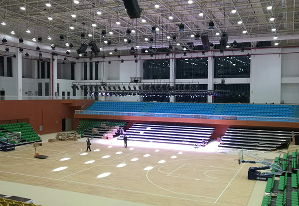 Vangaa Beleuchtungsbühnenbeleuchtung Hersteller, 14 Jahre Branchenerfahrung und Technologie Niederschlag