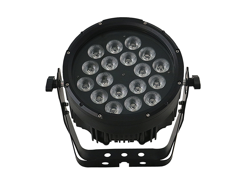 18 Stück 5-in-1-Außen-LED-Par-Licht