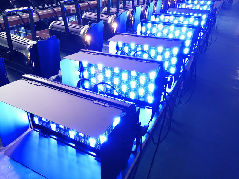 108 Stück 360 W LED-Cyclorama-Licht