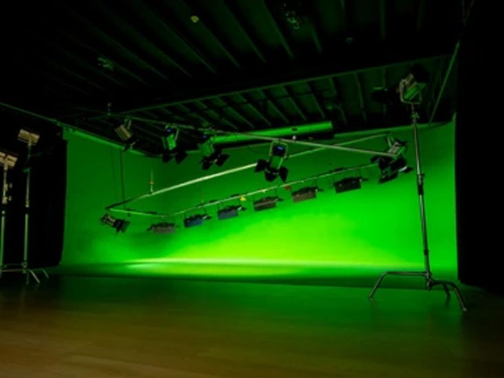 Vangaa, erstellen Sie professionelle Studiobeleuchtung