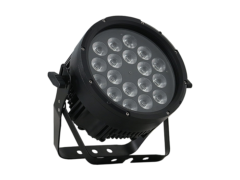 18 Stück 5-in-1-Außen-LED-Par-Licht