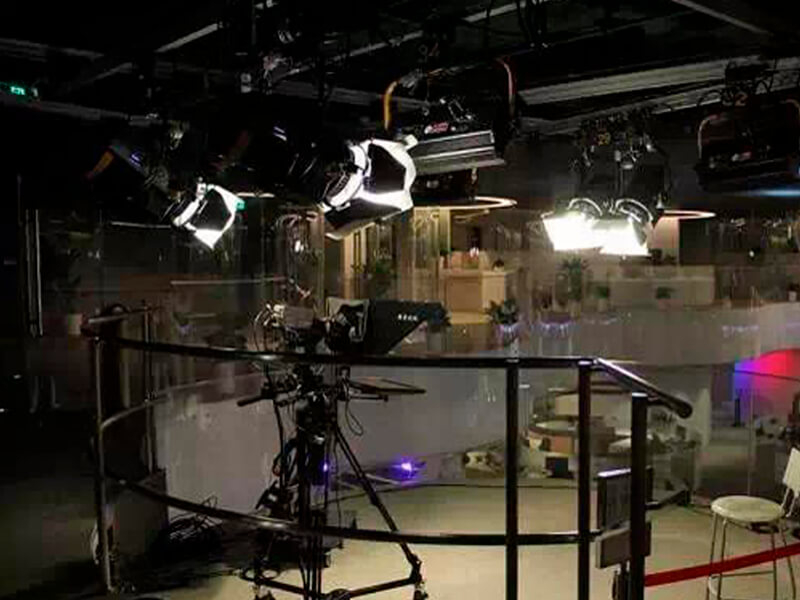 300 W Fresnel-Spotlicht