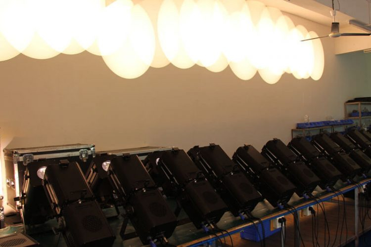 Motorisiertes 400-W-Zoom-LED-Leko-Ellipsoidprofil-Spotlicht 