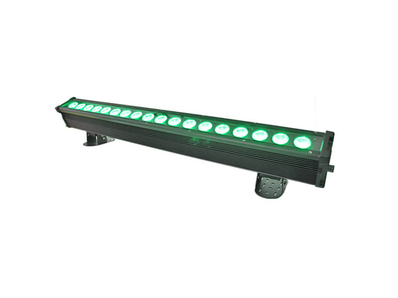 18 Stück RGBWAUV 6in1 LED Wandfluter