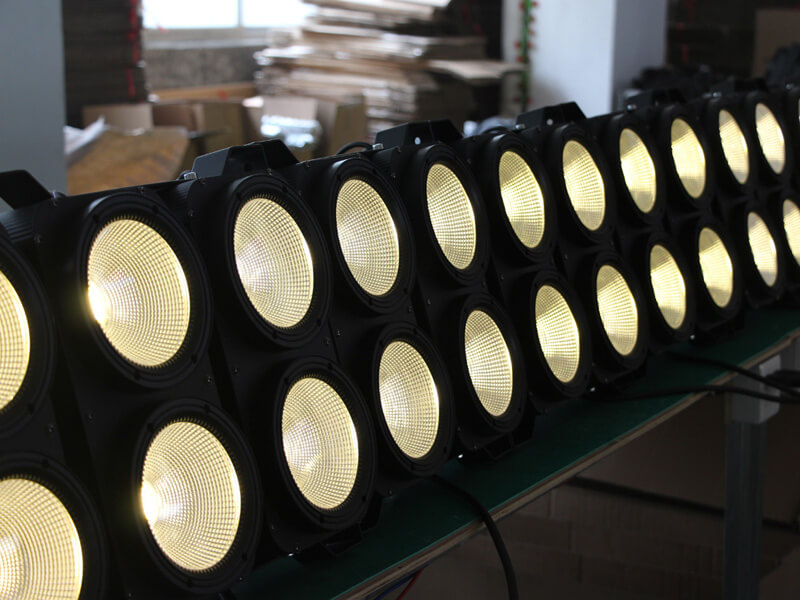 4 Köpfe COB LED Audience Blinder Light